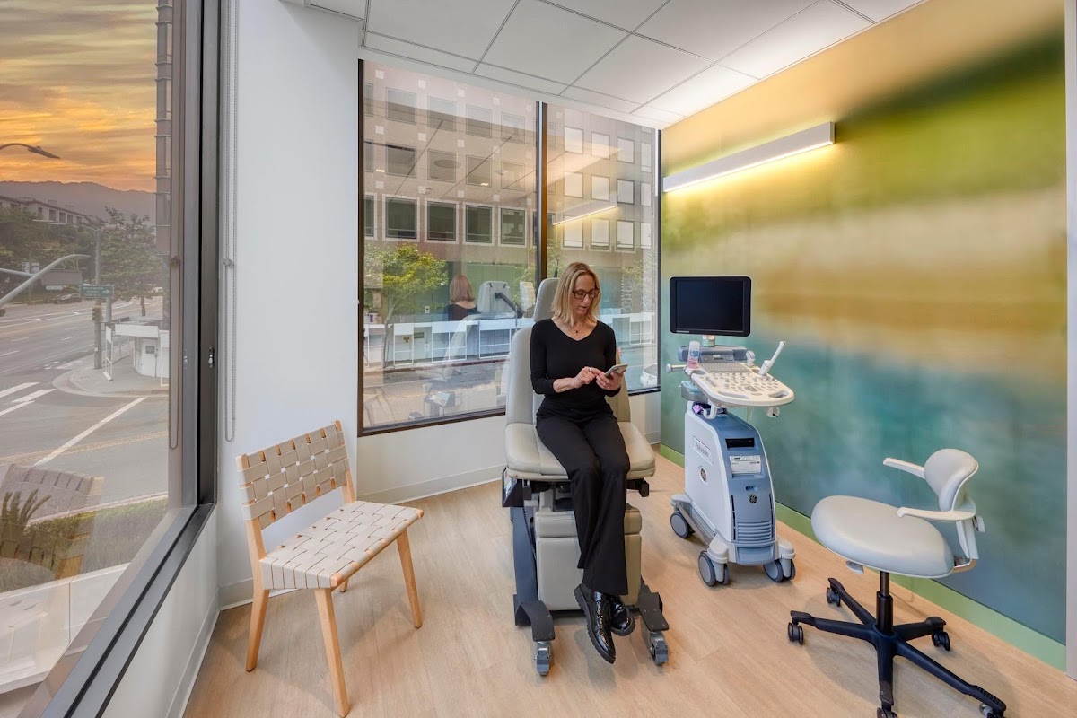 UCLA Fertility Center photo 4